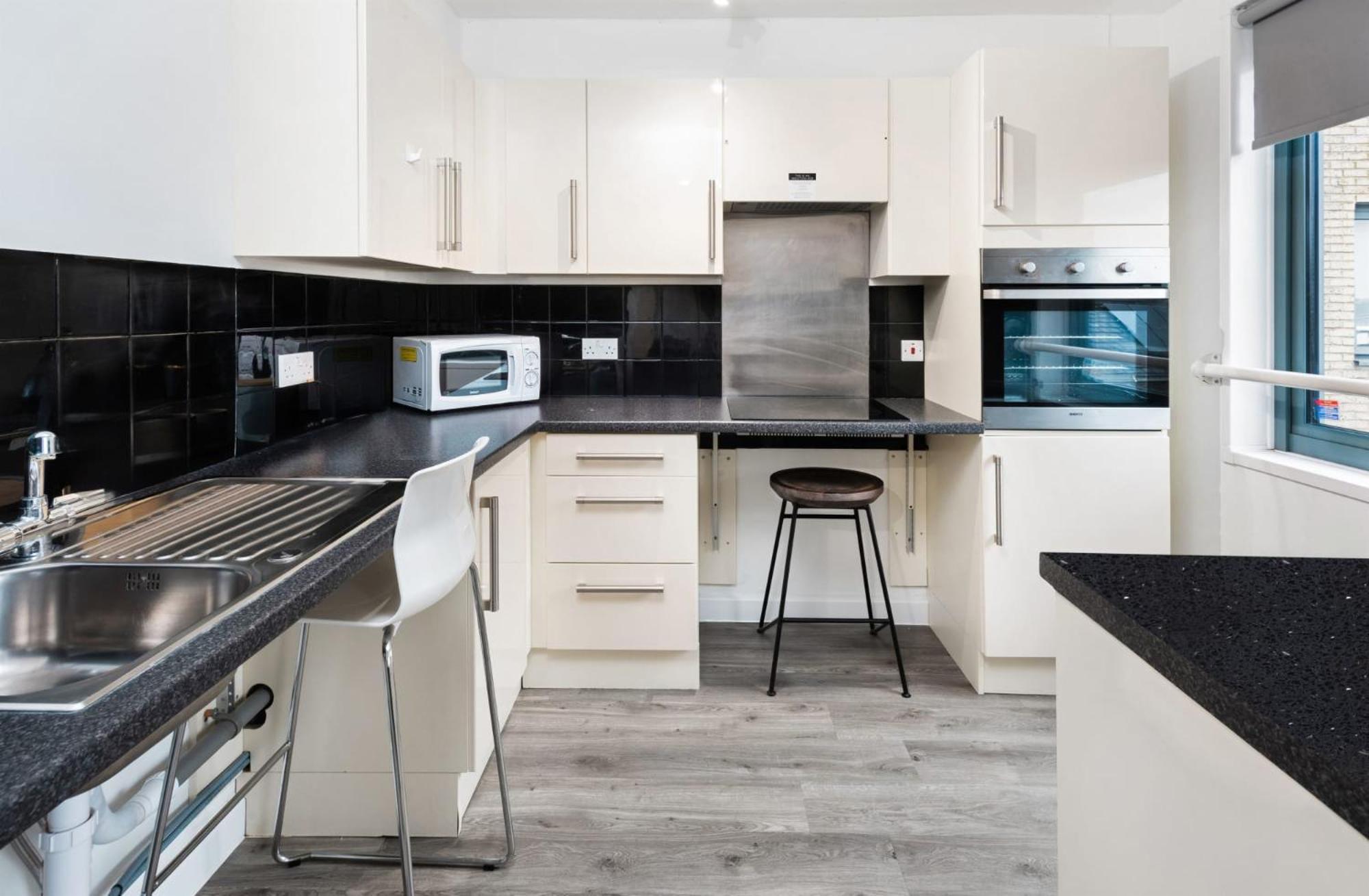 Apartment For Students Only Chapter Islington In *